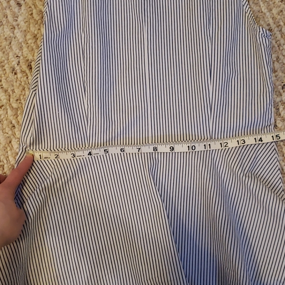 Le Chateau Medium peplum sleeveless blouse - Picture 7 of 8